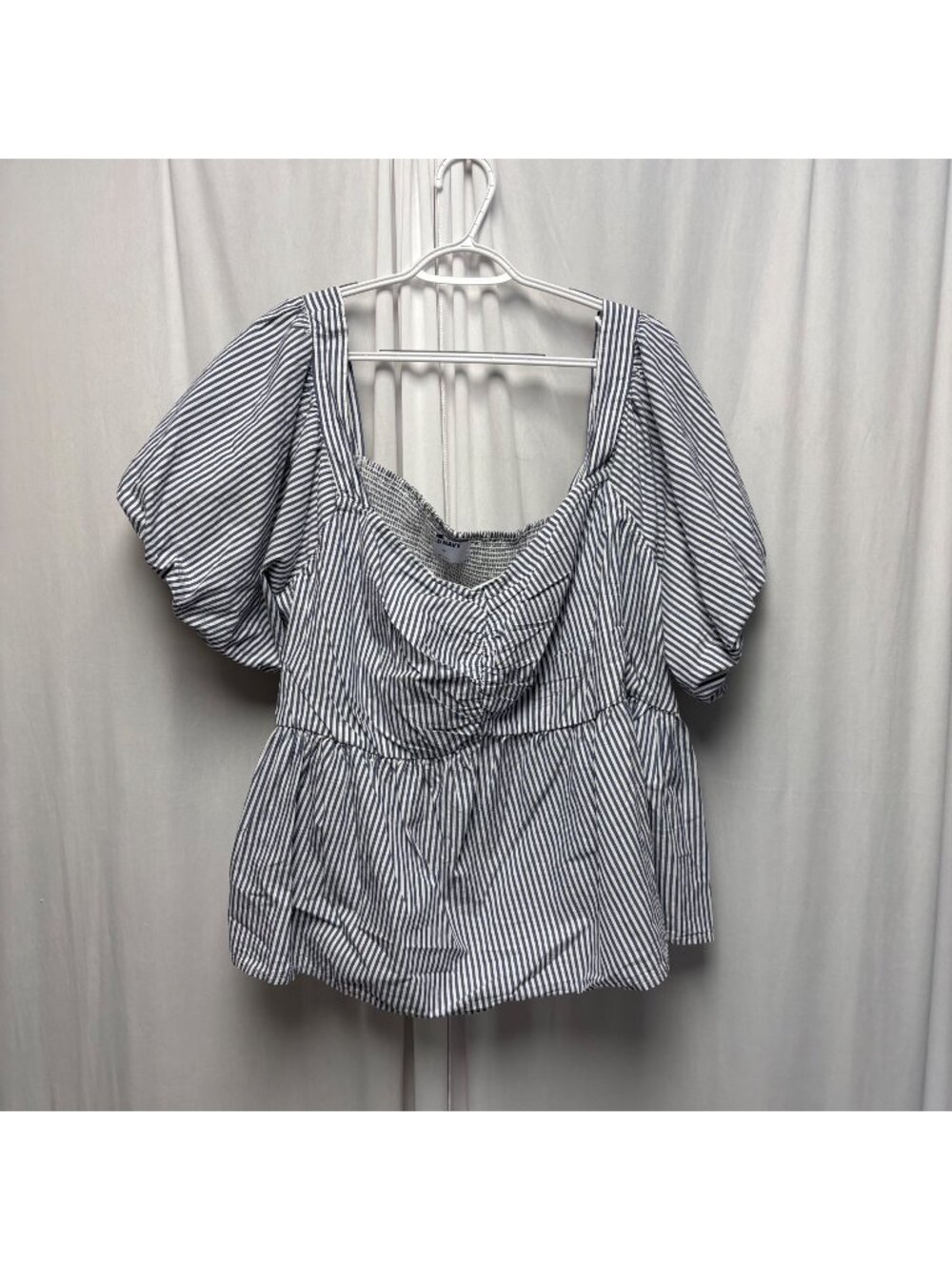Old Navy Blue White Striped Smocked Top Womens 4X Cotton Short Puff Sleeves NEW